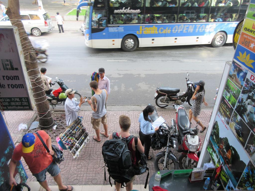 Reddoorz @ Pham Ngu Lao Street 4 Hotel Ho Chi Minh City Exterior photo